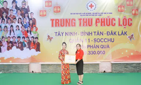 Hoa hậu Nhân ái Nguyễn Ngọc Hiếu cùng Hội chữ thập đỏ tổ chức Đêm hội Trung Thu Phúc Lộc cho trẻ em nghèo