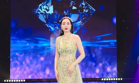 Á hoàng Võ Lý Sang ngồi ghế giám khảo chung kết Hoa hậu Thương hiệu Việt Nam 2023