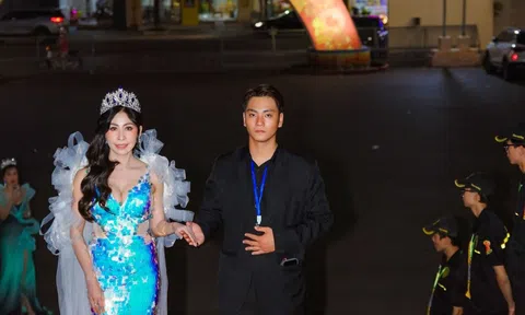 Á hậu Nguyễn Hạnh Nguyên hoá tiên cá trong trang phục của NTK Tony Phạm