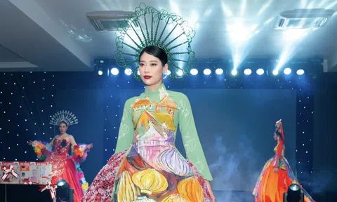 Người mẫu Phi Nhã khoe trọn vóc dáng chuẩn trong tà áo dài của NTK Tony Phạm