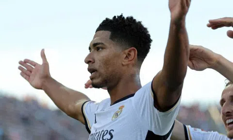 Bellingham tỏa sáng rực rỡ, Barca thua đau Real Madrid ngay trên sân nhà