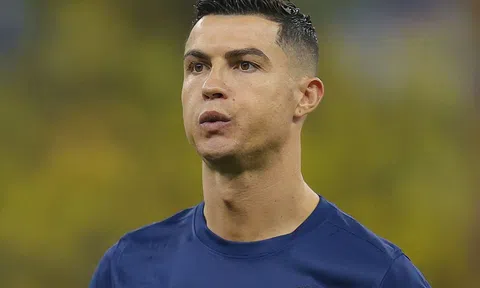 Ronaldo tỏa sáng, Al Nassr bay cao tại Saudi Pro League