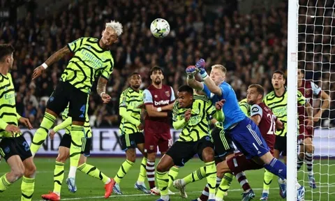 Hàng thủ tệ hại, Arsenal thua thảm West Ham tại Carabao Cup 2023/24