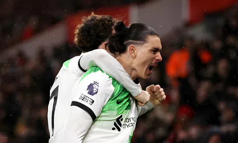 Darwin Nunez rực sáng, Liverpool xây chắc ngôi đầu Ngoại hạng Anh