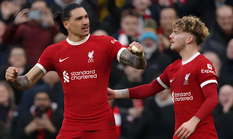 Nghiền nát Burnley, Liverpool đòi lại ngôi đầu Ngoại hạng Anh 2023/24
