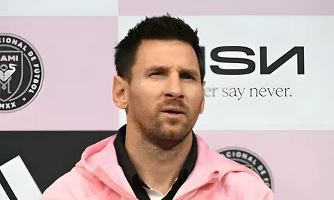 Messi khiến tất cả nể phục bởi đức tính 'ăn quả nhớ kẻ trồng cây'