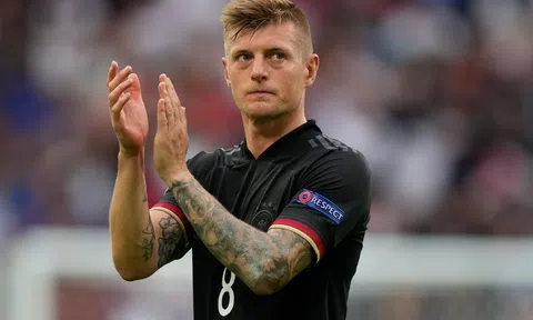 CHÍNH THỨC: Toni Kroos tuyên bố trở lại ĐT Đức