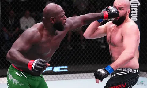 UFC Vegas 87: Màn trở lại hoành tráng của Jairzinho Rozenstruik
