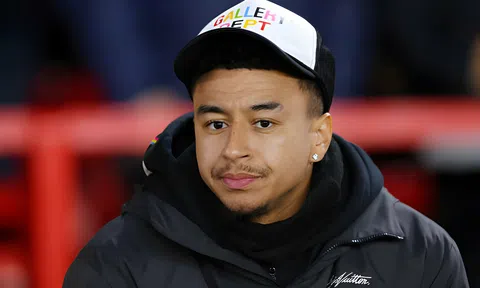 Vừa đến Hàn Quốc, Lingard đã gây phẫn nộ