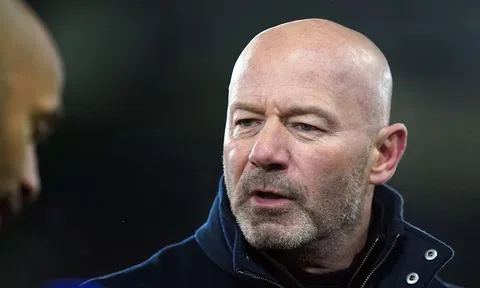 Alan Shearer chỉ đích danh nhà vô địch Premier League 2023/24