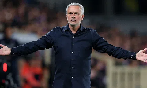 Mourinho có thể dẫn dắt đội tuyển ở Trung Mỹ dự World Cup 2026?