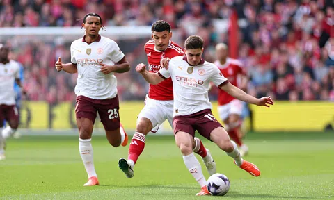 Đả bại Nottingham Forest, Man City tiếp tục duy trì cuộc đua vô địch với Arsenal
