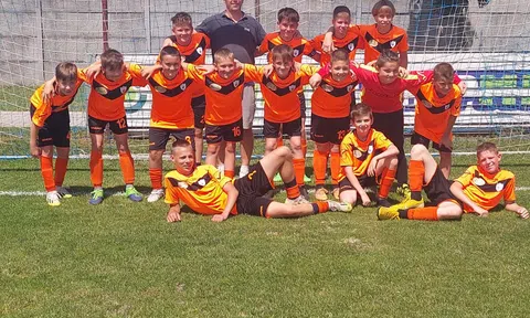 HLV Hungary yêu cầu học trò ghi 50 bàn/trận