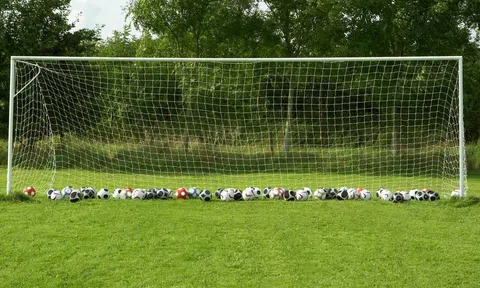 LĐBĐ Hungary điều tra trận thắng cách biệt 42 bàn