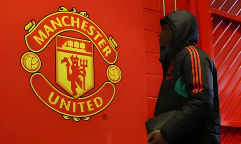 Sau vụ Martial, MU chia tay thêm một tiền đạo