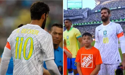 Thủ môn Alisson Becker mặc áo số 110 tại ĐT Brazil