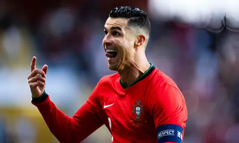 Vé xem Ronaldo đá tập tại Euro 2024 có giá lên đến 22 triệu Đồng