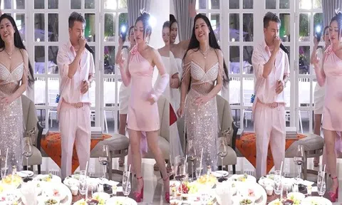 Đàm Vĩnh Hưng 'quẩy' cực sung trong tiệc toàn khách VIP do bà xã Chi Bảo tổ chức