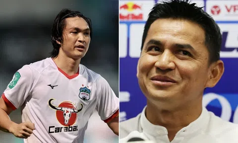 Kiatisak 'than phiền' về bầu Đức, tuyên bố mạnh miệng về mục tiêu của HAGL sau khi thoát hiểm