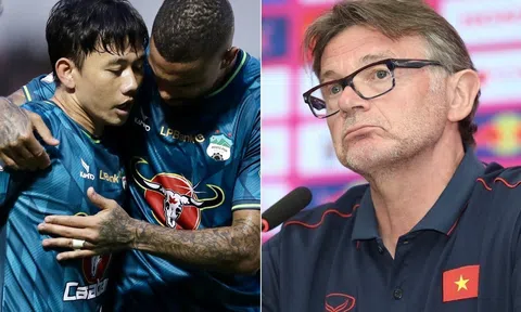 Chuyển nhượng V.League 22/3: HLV Troussier có 'phao cứu sinh'; HAGL chia tay ngoại binh