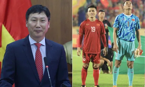 Tin nóng V.League 19/5: Ngôi sao ĐT Việt Nam lên tiếng sau khi mất trí nhớ; Quang Hải chốt bến đỗ