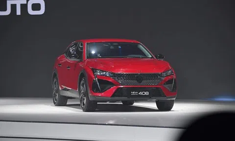 Ảnh thực tế Peugeot 408 vừa ra mắt tại Việt Nam: Thiết kế ‘không đụng hàng’, giá cao nhất 1,249 tỷ đồng