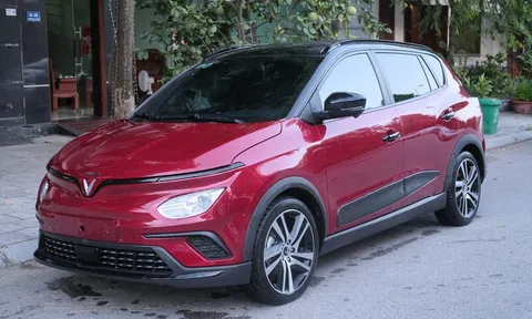 VinFast VF e34 ‘lên sàn xe cũ’ sau 1 năm lăn bánh, giá bán gây xôn xao