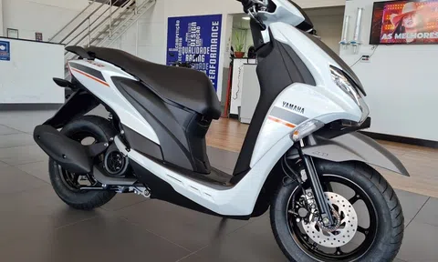 ‘Cơn ác mộng’ của Honda Air Blade về đại lý giá 63,8 triệu đồng: Thiết kế cực đẹp, trang bị ‘xịn sò’