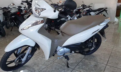 Tin xe máy hot 24/1: ‘Vua xe số’ mới của Honda về đại lý, thiết kế lấn át Wave Alpha, dễ thay thế Future