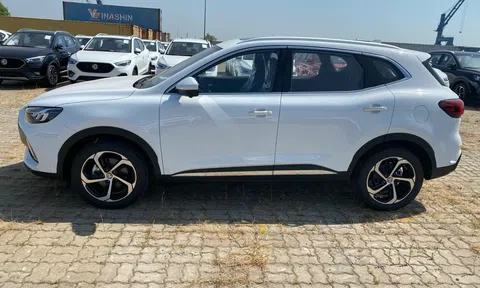 Đưa Mazda CX-5 vào quên lãng, khách Việt ồ ạt săn đón mẫu SUV cỡ C giá từ 750 triệu đồng vừa về đại lý