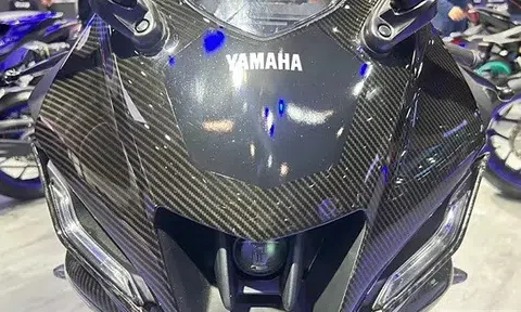 Tin xe hot mùng 3 Tết: Yamaha trình làng ‘vua côn tay 155cc’ giá 56 triệu đồng, đại chiến Honda Winner X
