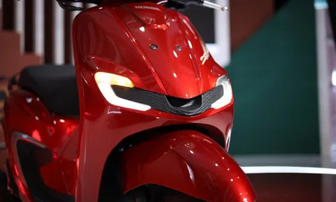 Đẹp hơn SH, ‘tân binh’ xe tay ga 160cc của Honda được dân tình ùn ùn đặt mua, giá chỉ 43,5 triệu đồng