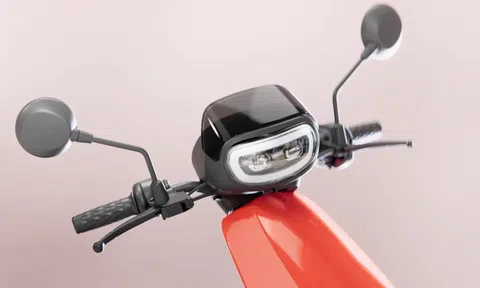 Đưa Honda Vision vào thế khó, ‘tân binh’ xe tay ga giá siêu rẻ 22,6 triệu đồng ra mắt màu mới cực đẹp