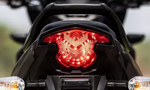 Honda ra mắt ‘ông hoàng côn tay’ xịn như Winner X giá 52 triệu đồng, thiết kế lấn át Yamaha Exciter