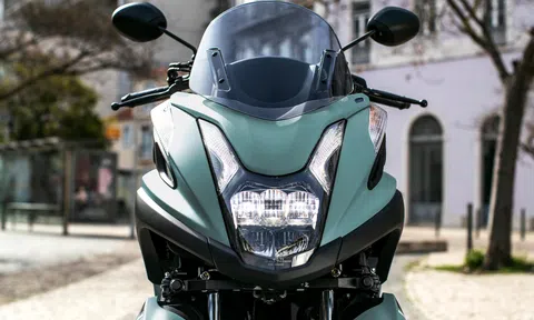 Quên Honda Air Blade đi, Yamaha ra mắt ‘siêu phẩm’ xe tay ga 125cc cực đẹp, có màn hình LCD, giá mềm