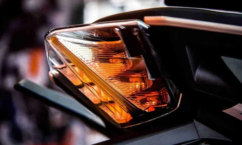 Ra mắt ‘vua côn tay’ mới trang bị nhỉnh Honda Winner X và Exciter: Có màn hình 5 inch, phanh ABS 2 kênh