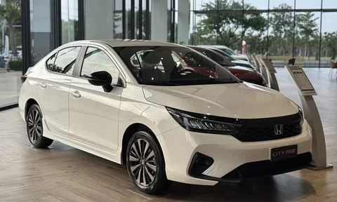 Quên Toyota Vios và Hyundai Accent đi, khách Việt ùn ùn tậu Honda City vì giảm giá rẻ như xe hạng A