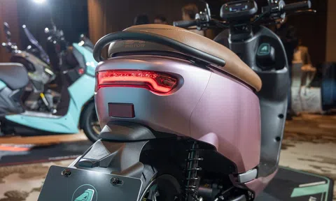 Ra mắt ‘xe ga quốc dân’ thế chân Honda SH Mode giá 57 triệu đồng: Có chế độ lùi, phanh CBS, màn LCD