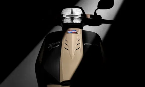 Quên Honda SH đi, ‘vua xe ga’ 300cc đẹp long lanh ra mắt giá chỉ chỉ 101 triệu đồng, trang bị cực xịn