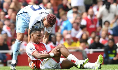 Khó khăn bủa vây, Arsenal từ bỏ 4 mục tiêu để mua gấp hậu vệ cánh