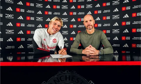 Erik ten Hag ra phán quyết, Man United chốt bom tấn sát cánh cùng Hojlund