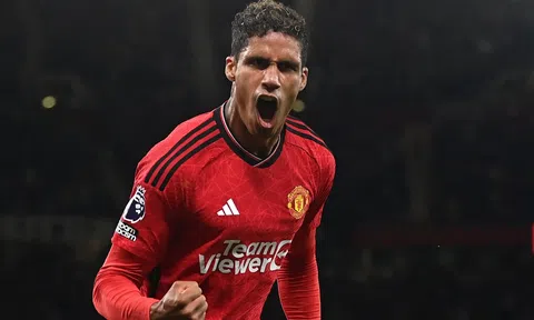 SỐC: MU bất ngờ 'mở cửa' cho Ả Rập Saudi hỏi mua Varane