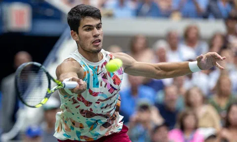 Carlos Alcaraz vào bán kết giải quần vợt US Open, 'chung kết trong mơ' với Djokovic?