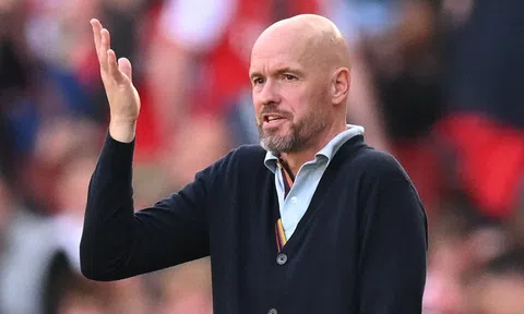 Erik ten Hag bị chê không đủ trình giúp MU vô địch Premier League