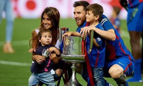 Messi bị 've vãn', Antonella và các con sẵn sàng rời Miami