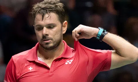 Stan Wawrinka tiếp tục chỉ trích ban tổ chức Davis Cup vì thuê khán giả đến sân cổ vũ