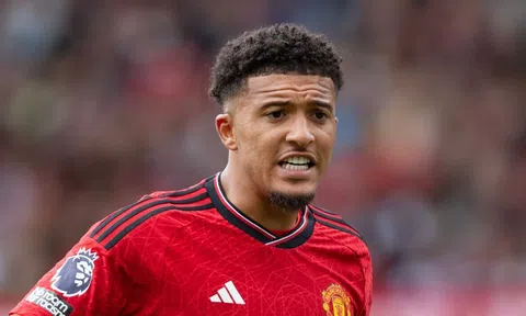 Cứng đầu với Ten Hag, Jadon Sancho trả giá với lệnh cấm mới cực gắt từ MU