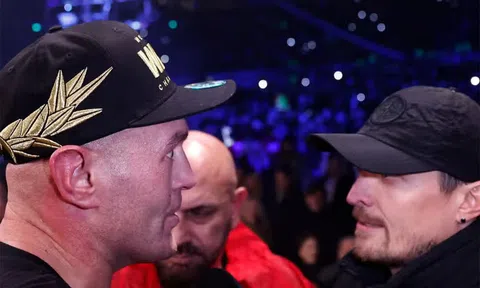 Tyson Fury và Oleksandr Usyk xác nhận thượng đài, thống nhất đai hạng nặng Boxing