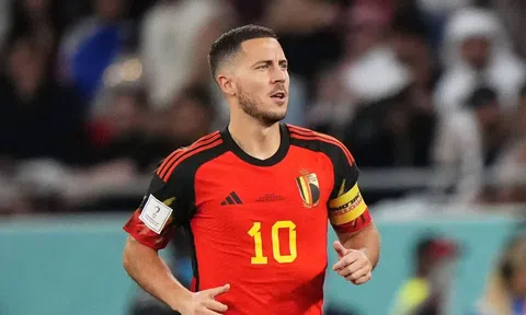 Vừa giải nghệ, Eden Hazard đã được ông lớn mời trở lại với bóng đá