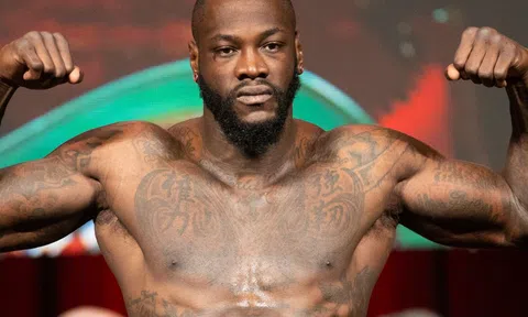 Huấn luyện viên của Deontay Wilder tức giận vì học trò không thể thi đấu với Anthony Joshua